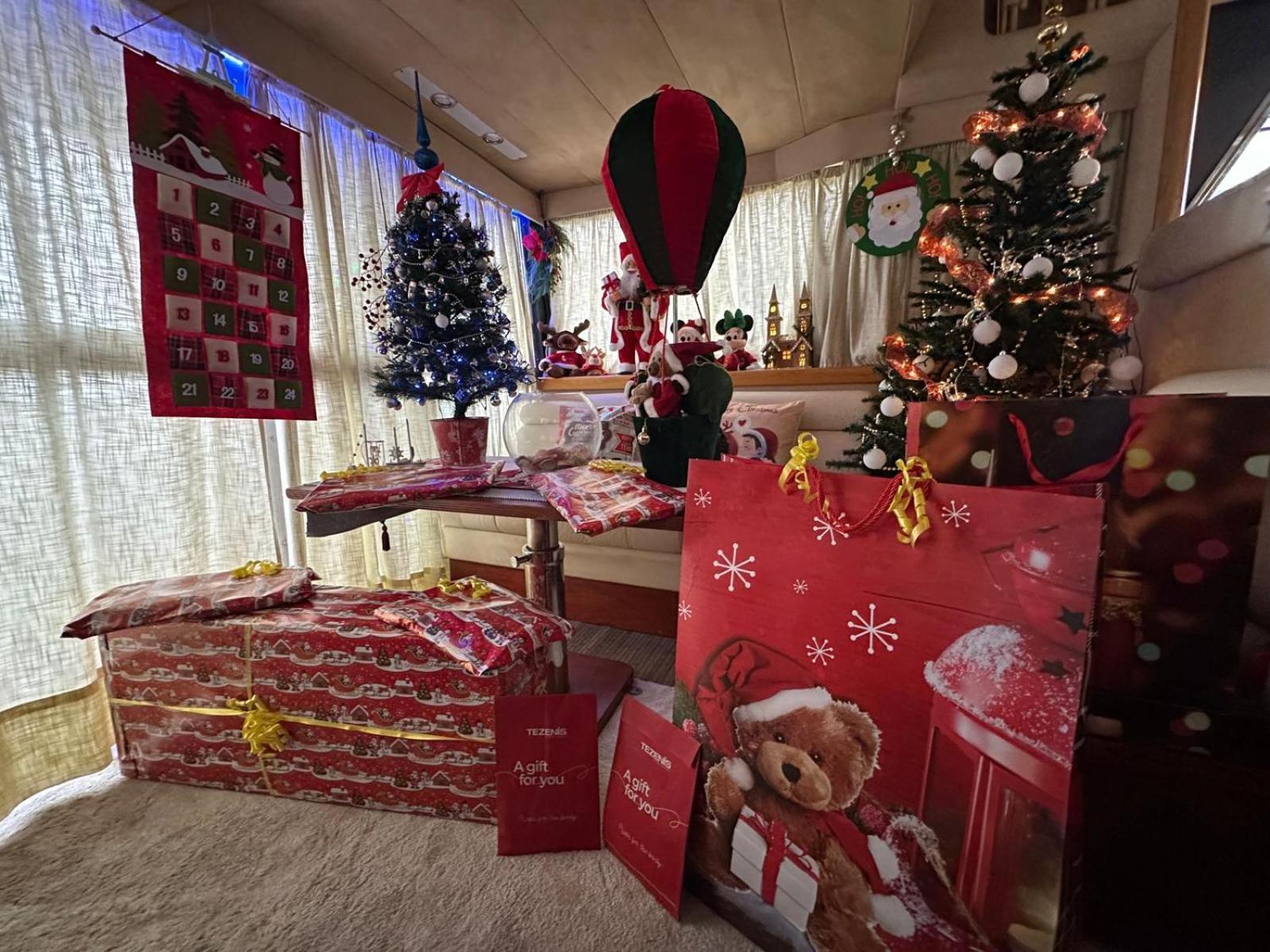Hotel Tara Yacht Valentine'S Day Brindisi Esterno foto